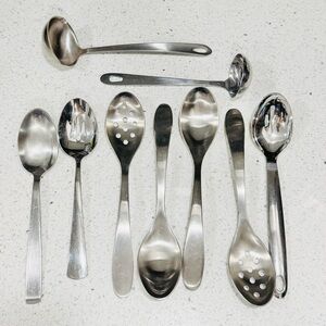 Oneida silverware mix 9 Piece 
Mixing serving spoons Stainless Steel